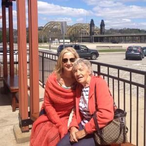 Meet your Posher, Linda